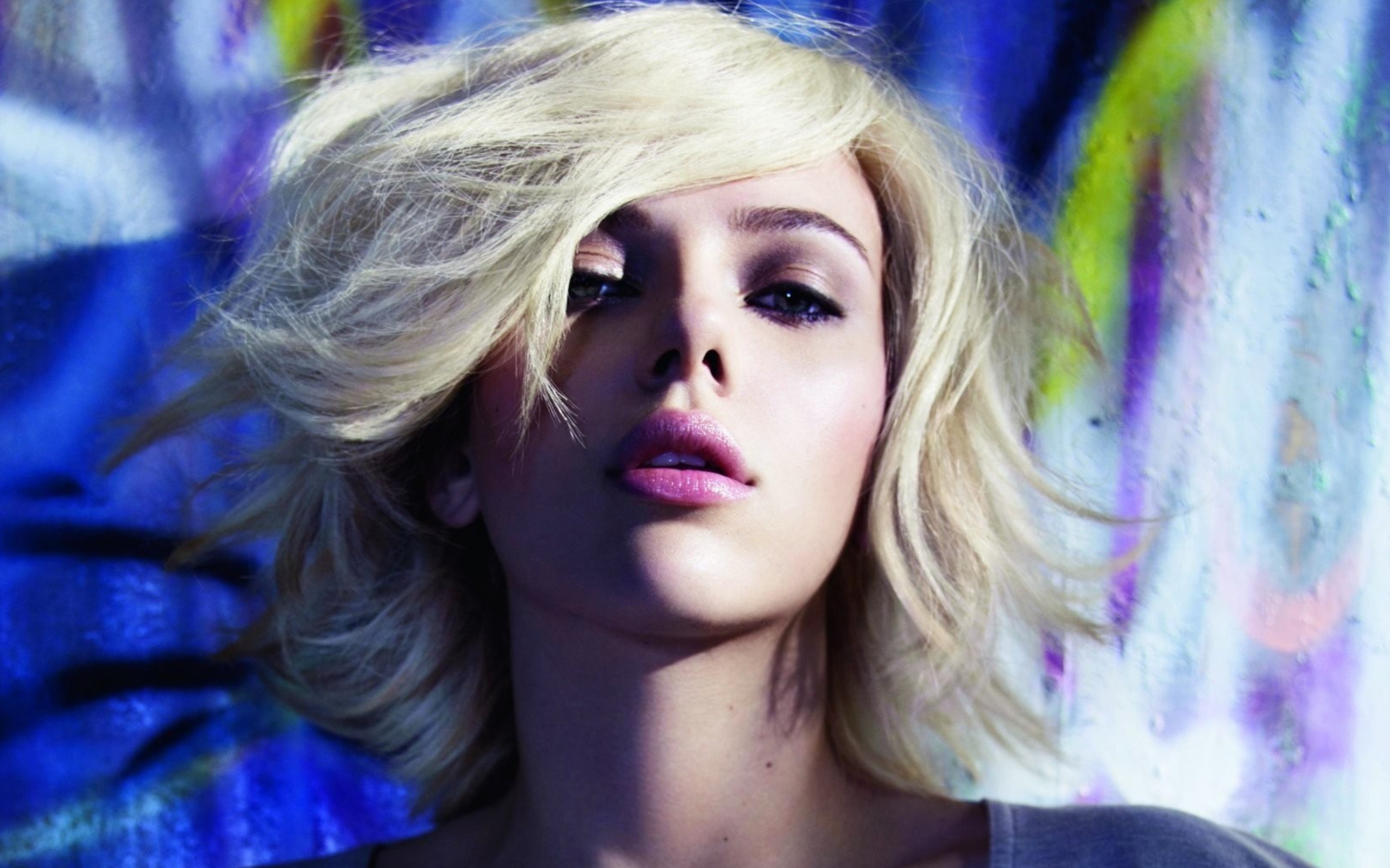 Scarlett Johansson Portrait screenshot #1 2560x1600