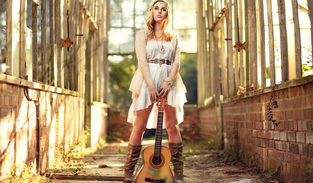 Screenshot №1 pro téma Girl With Guitar Chic Country Style 1024x600