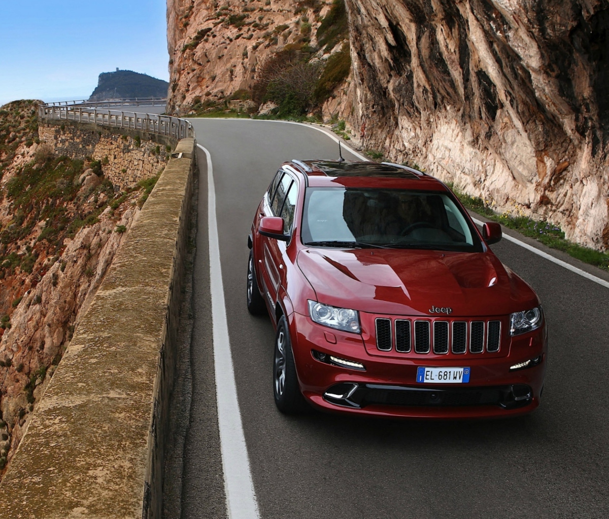 Grand Cherokee SRT8 wallpaper 1200x1024