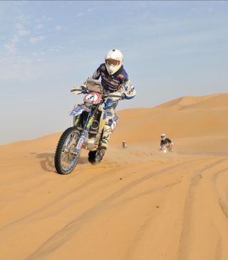 Moto Rally In Desert sfondi gratuiti per Spice M-6900 Knight