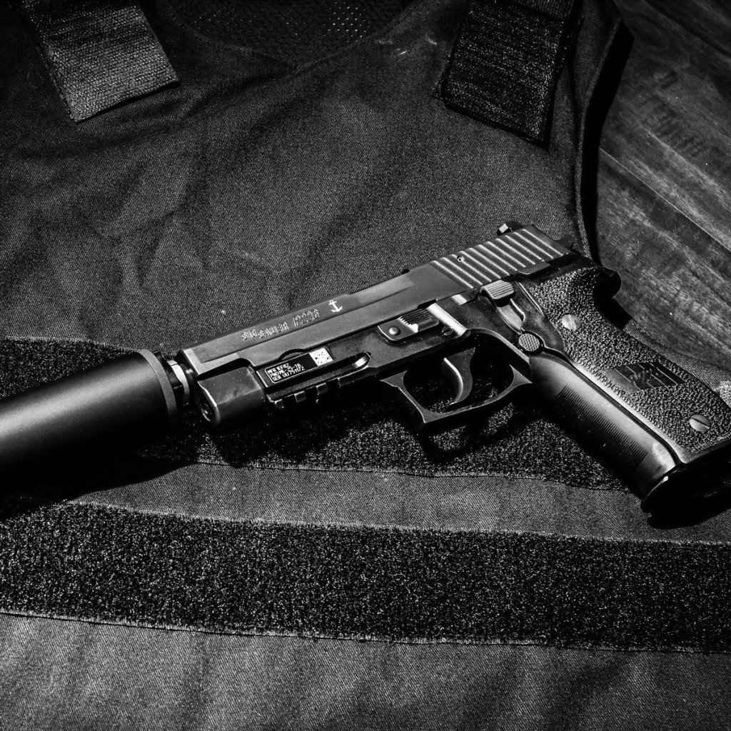 Das Pistol SigSauer P226 Wallpaper 1024x1024
