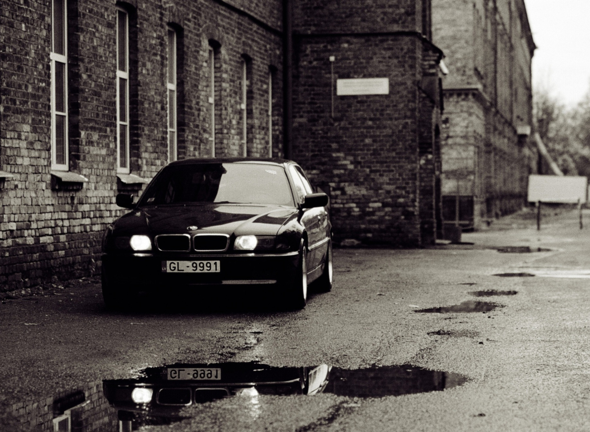 Обои Bmw E38 Old Photography 1920x1408