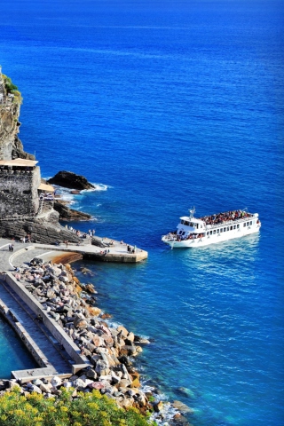 Sfondi Ligurian Sea 320x480