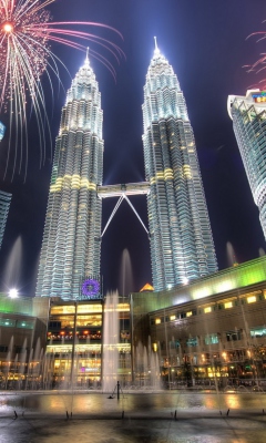 Das Petronas Towers in Kuala Lumpur (Malaysia) Wallpaper 240x400