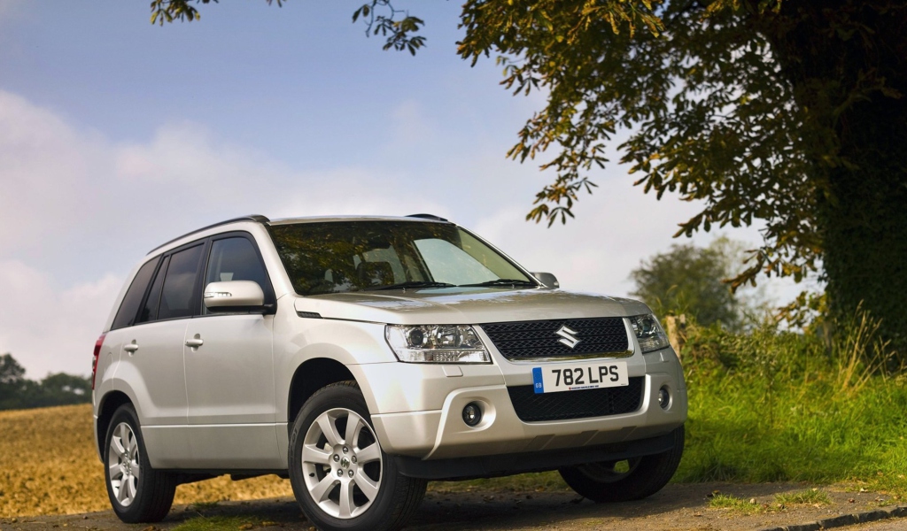 Suzuki Grand Vitara wallpaper 1024x600