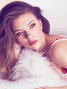 Beautiful Scarlett Johansson screenshot #1 132x176