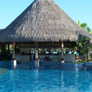 Bar in tropical hotel sfondi gratuiti per iPad 2