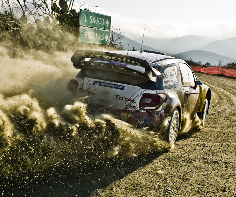 Das Citroën World Rally Team Wallpaper 960x800