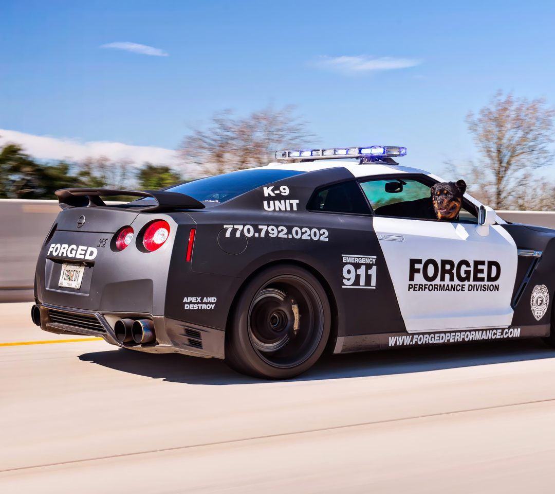 Das Police Nissan GT-R Wallpaper 1080x960