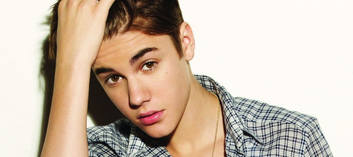 Justin Bieber wallpaper 720x320