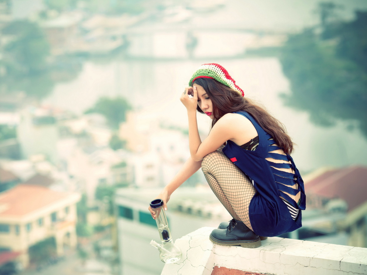 Asian Girl On Roof wallpaper 1280x960