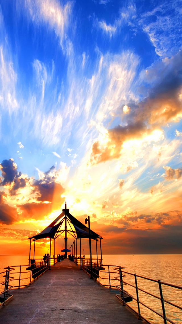 Sunset Pier wallpaper 640x1136