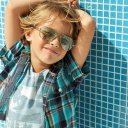 Fondo de pantalla Stylish Little Boy In Sunglasses 128x128