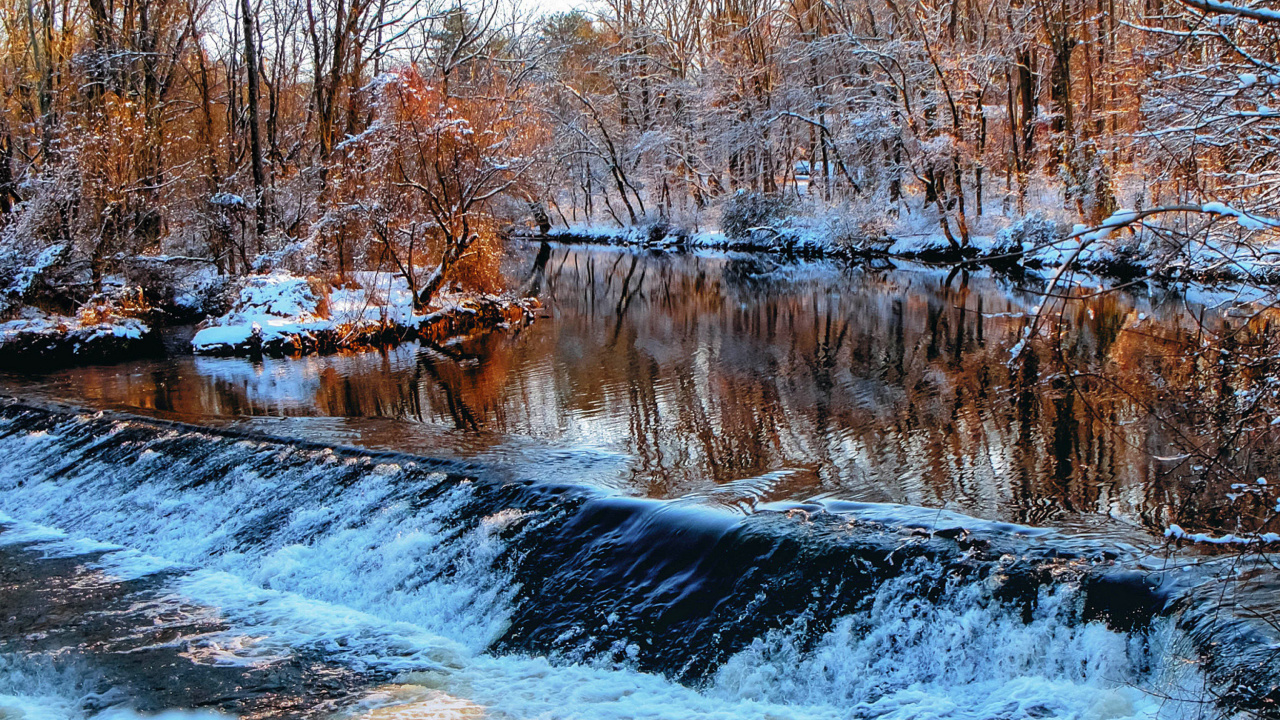 Winter Stream screenshot #1 1280x720