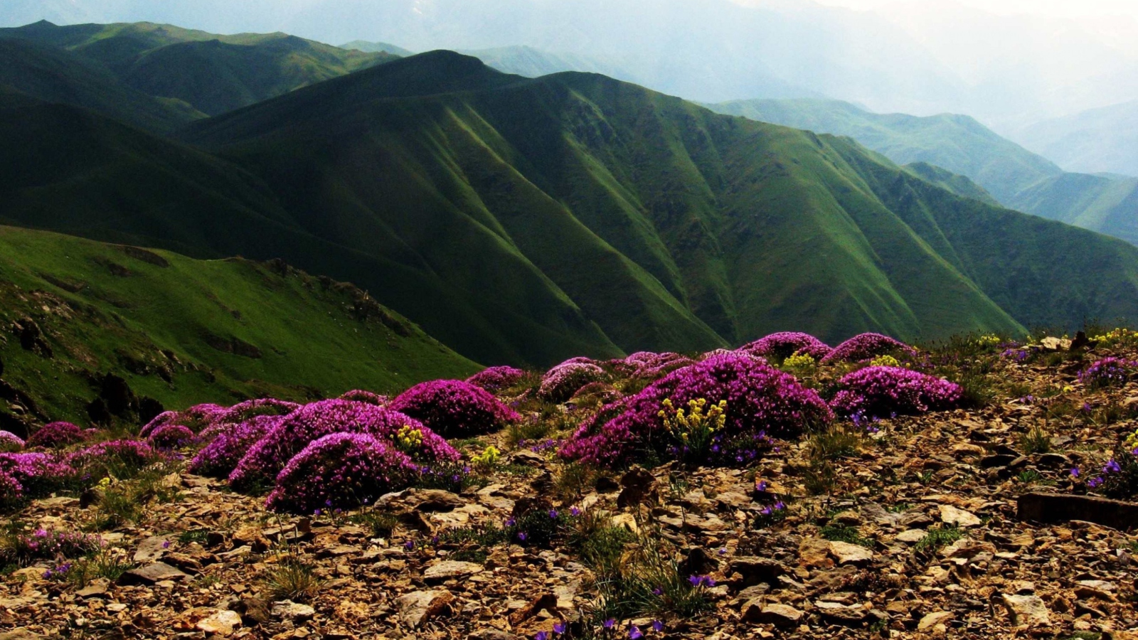 Sfondi Armenia Mountain 1600x900