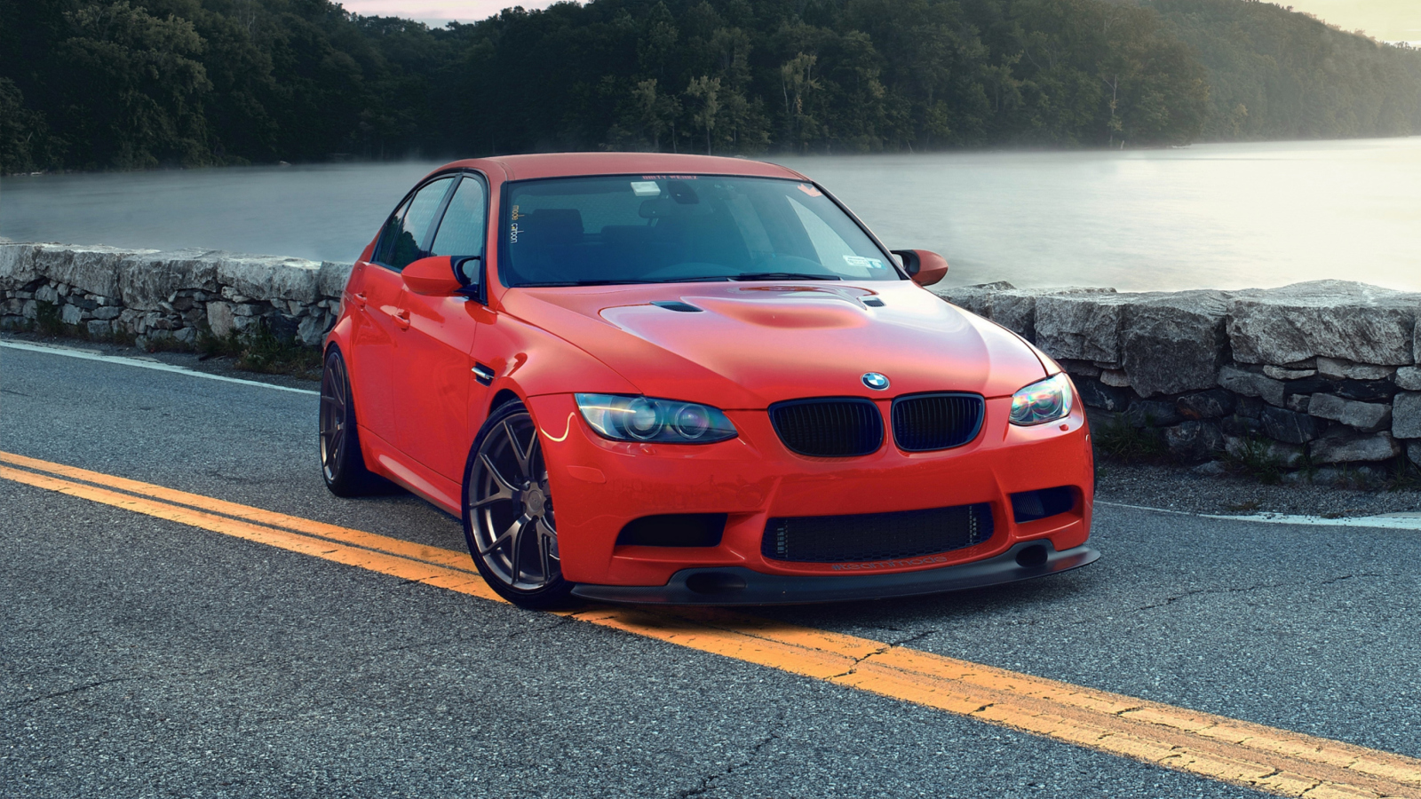 BMW M3 screenshot #1 1600x900
