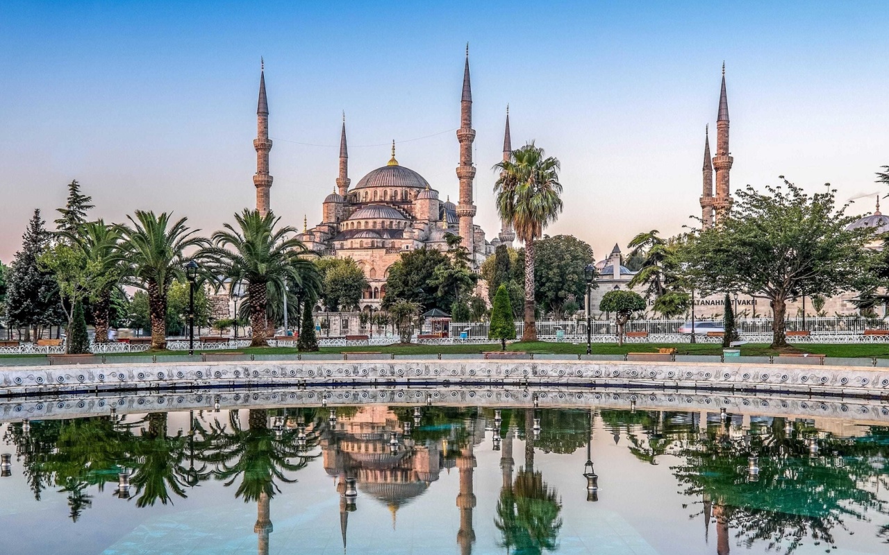 Istanbul Mosque HD wallpaper 1280x800