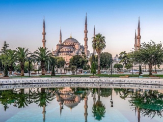 Istanbul Mosque HD wallpaper 320x240