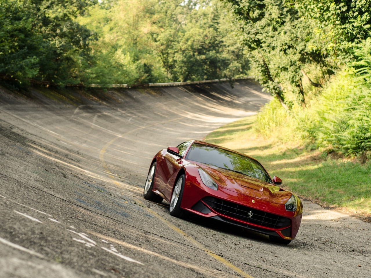 Das Red Ferrari Berlinetta Wallpaper 1280x960