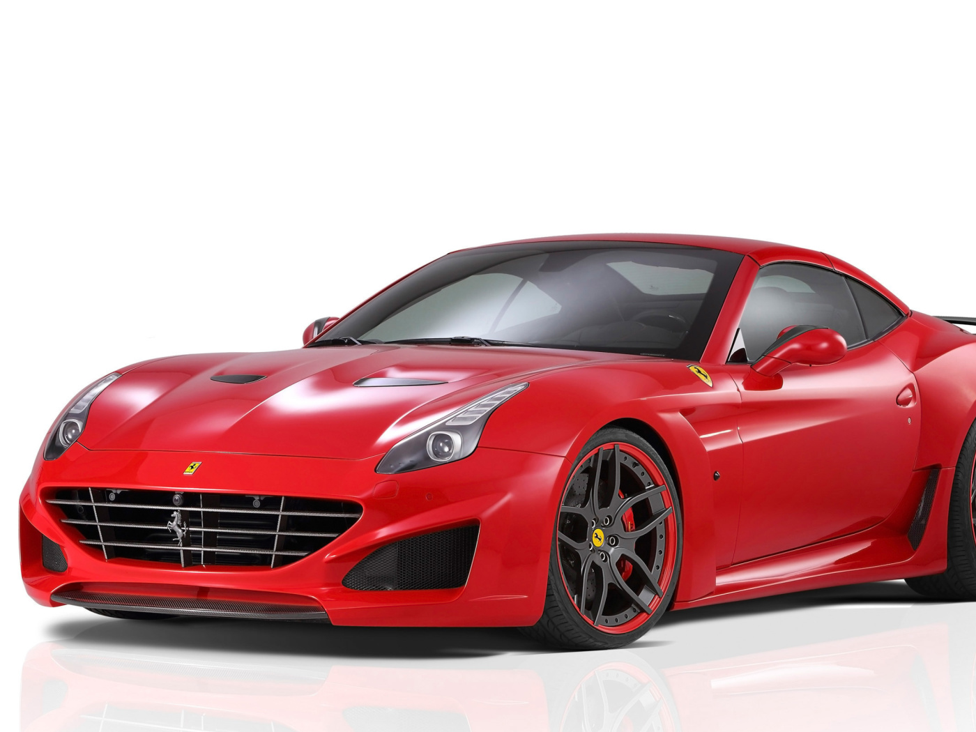 Обои Novitec Rosso Ferrari California 1400x1050