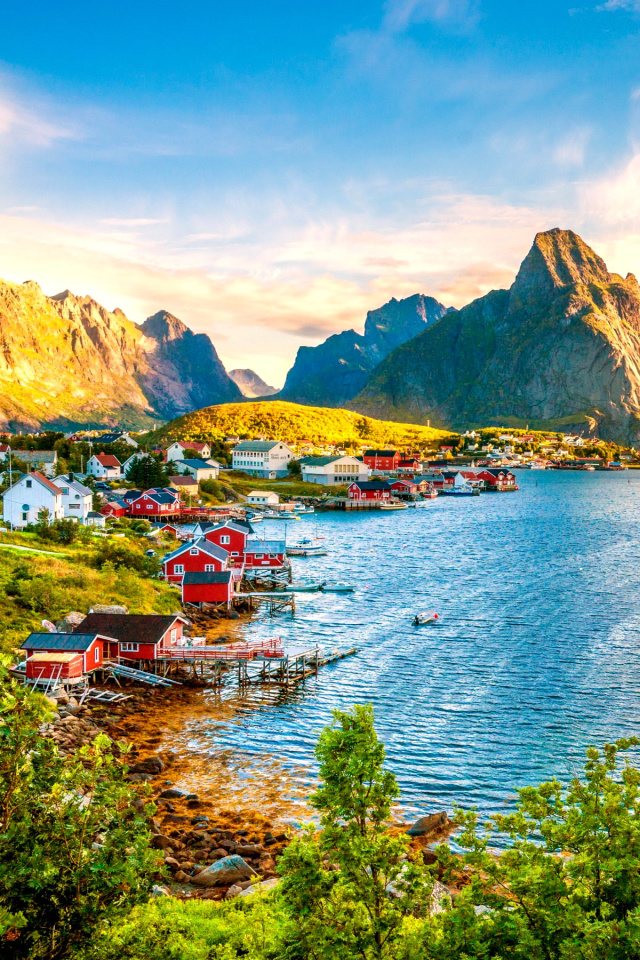 Обои Norway Stunning Landscape 640x960