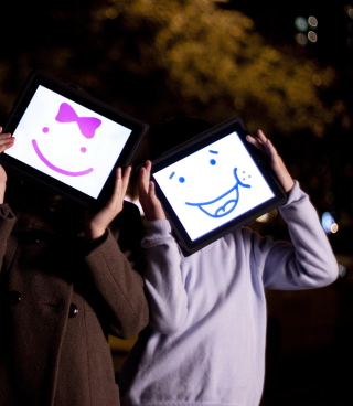 Just Smile - Obrázkek zdarma pro Nokia C5-05