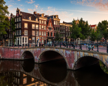 Amsterdam screenshot #1 220x176