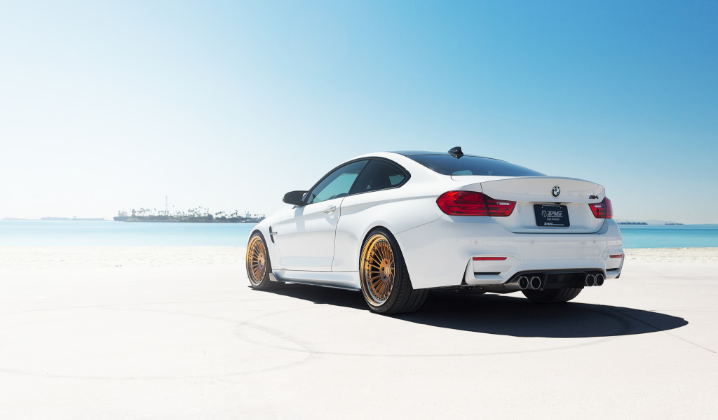 Sfondi BMW M4 Grand Tourer 1024x600