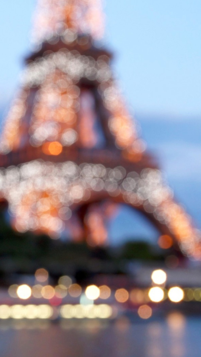 Das Paris City Lights Wallpaper 640x1136