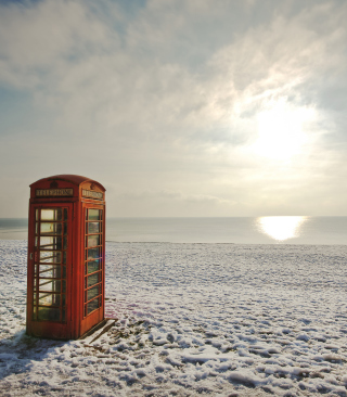 Red Photo Booth At Beach - Fondos de pantalla gratis para 320x480