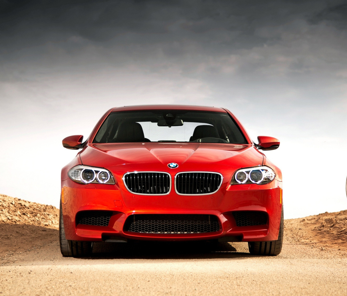 Fondo de pantalla BMW M5 1200x1024