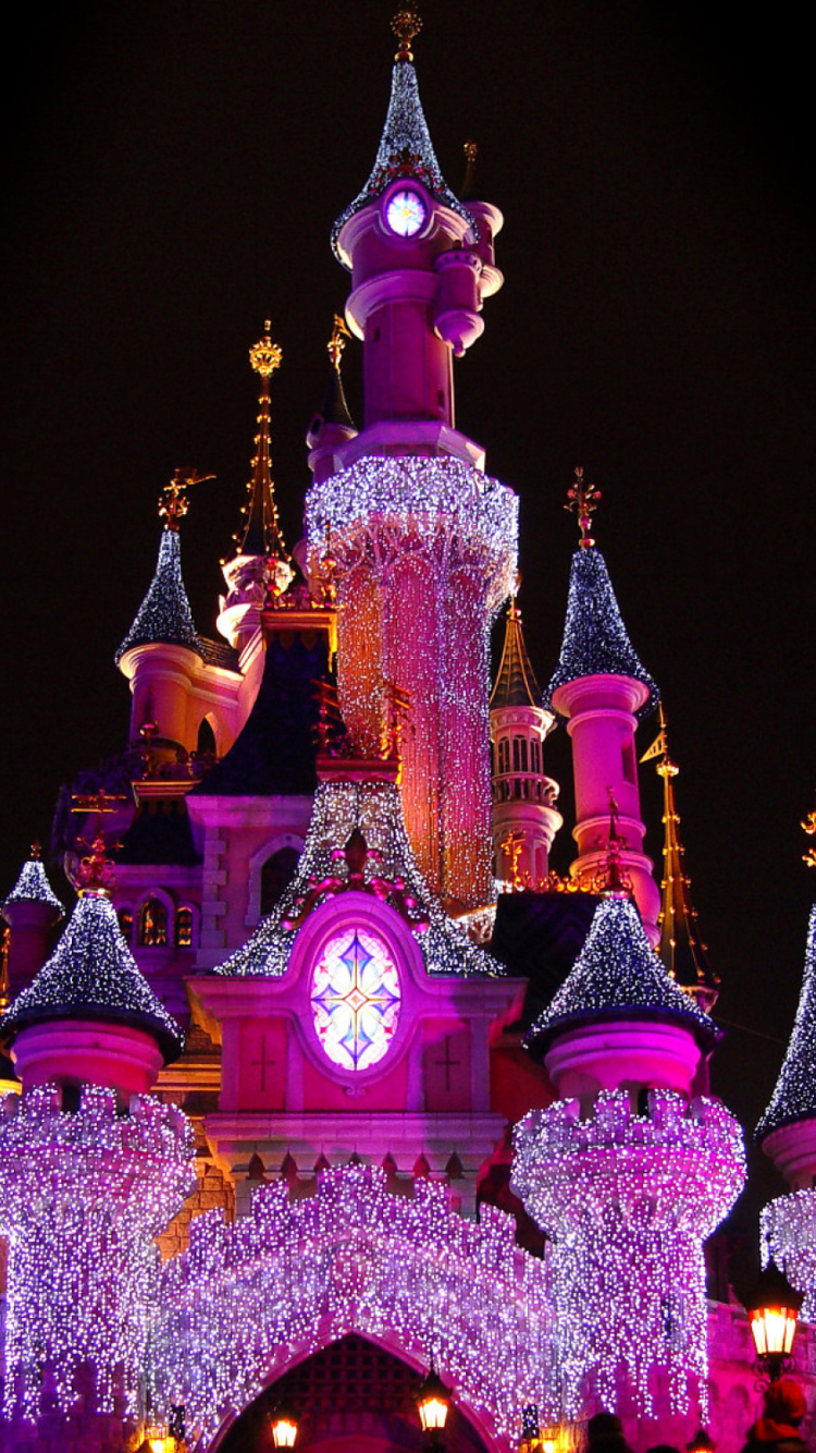 Das Disney Xmas Castle Wallpaper 750x1334