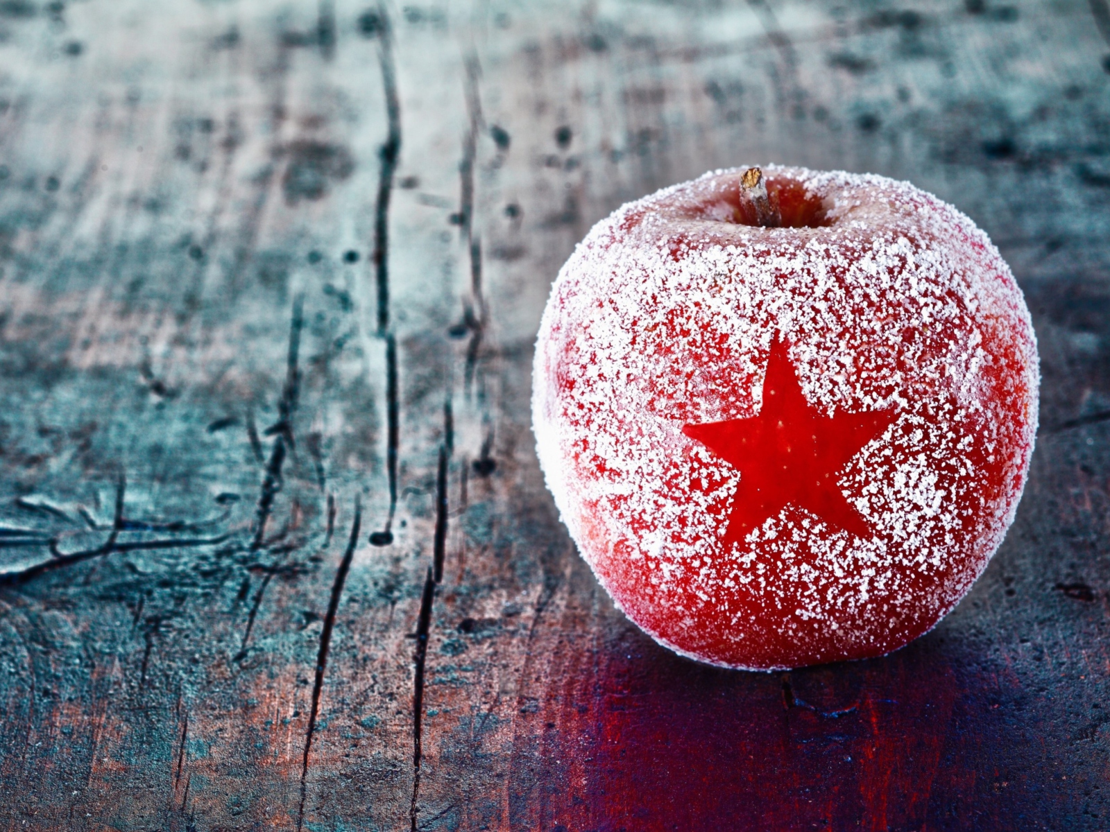 Christmas Star Frozen Apple wallpaper 1600x1200