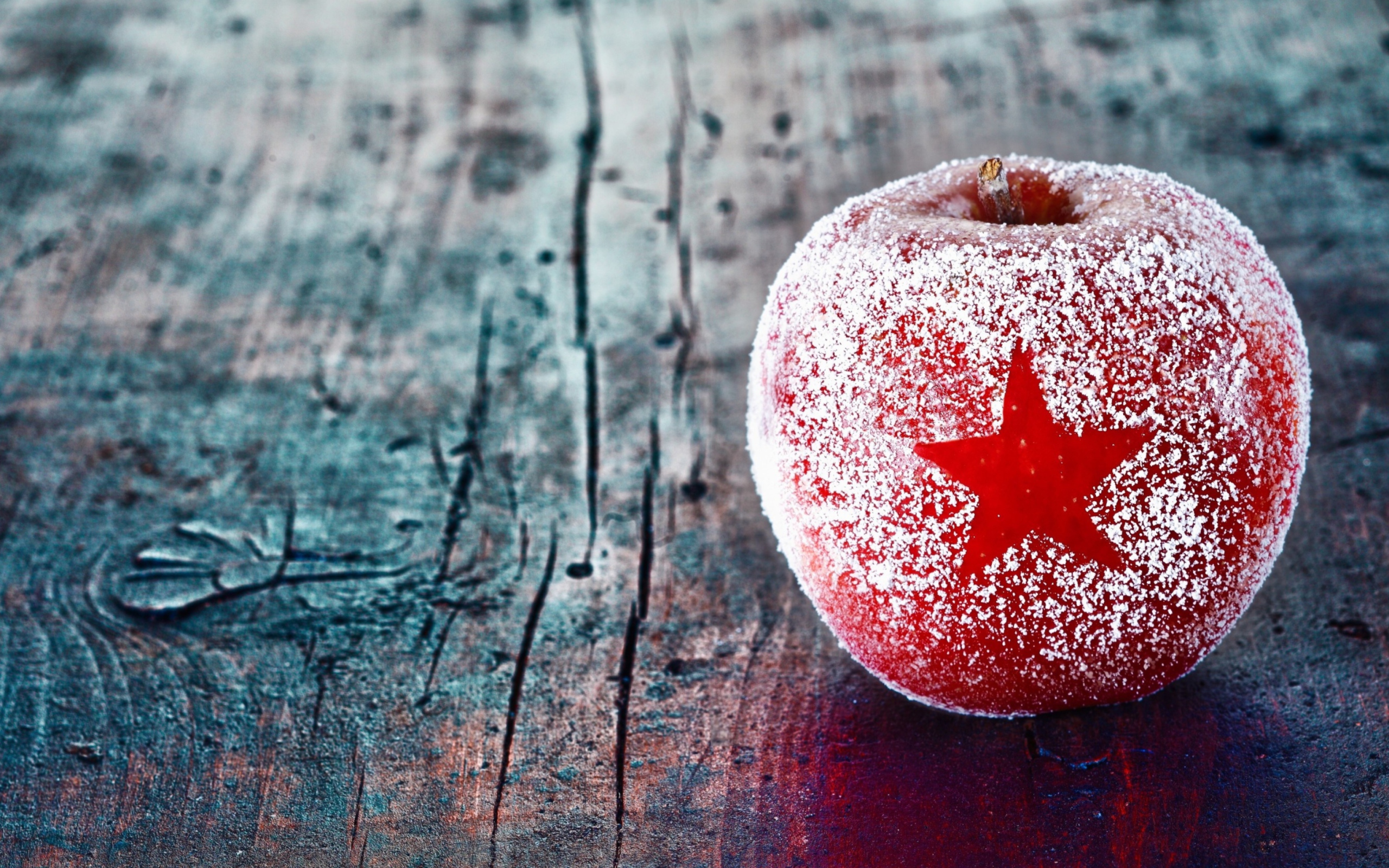 Christmas Star Frozen Apple wallpaper 2560x1600