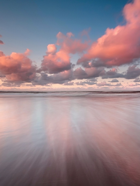 Beautiful Pink Clouds Over Sea wallpaper 480x640