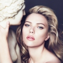 Fondo de pantalla Scarlett Johansson In Dolce Gabbana 128x128