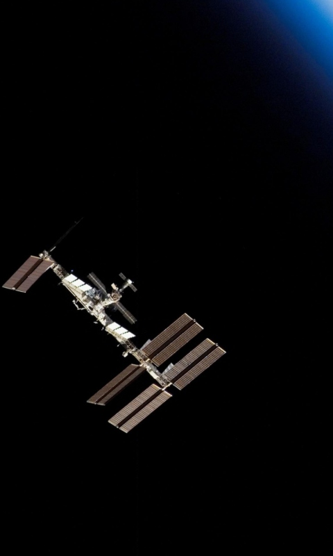 The ISS In Space wallpaper 480x800
