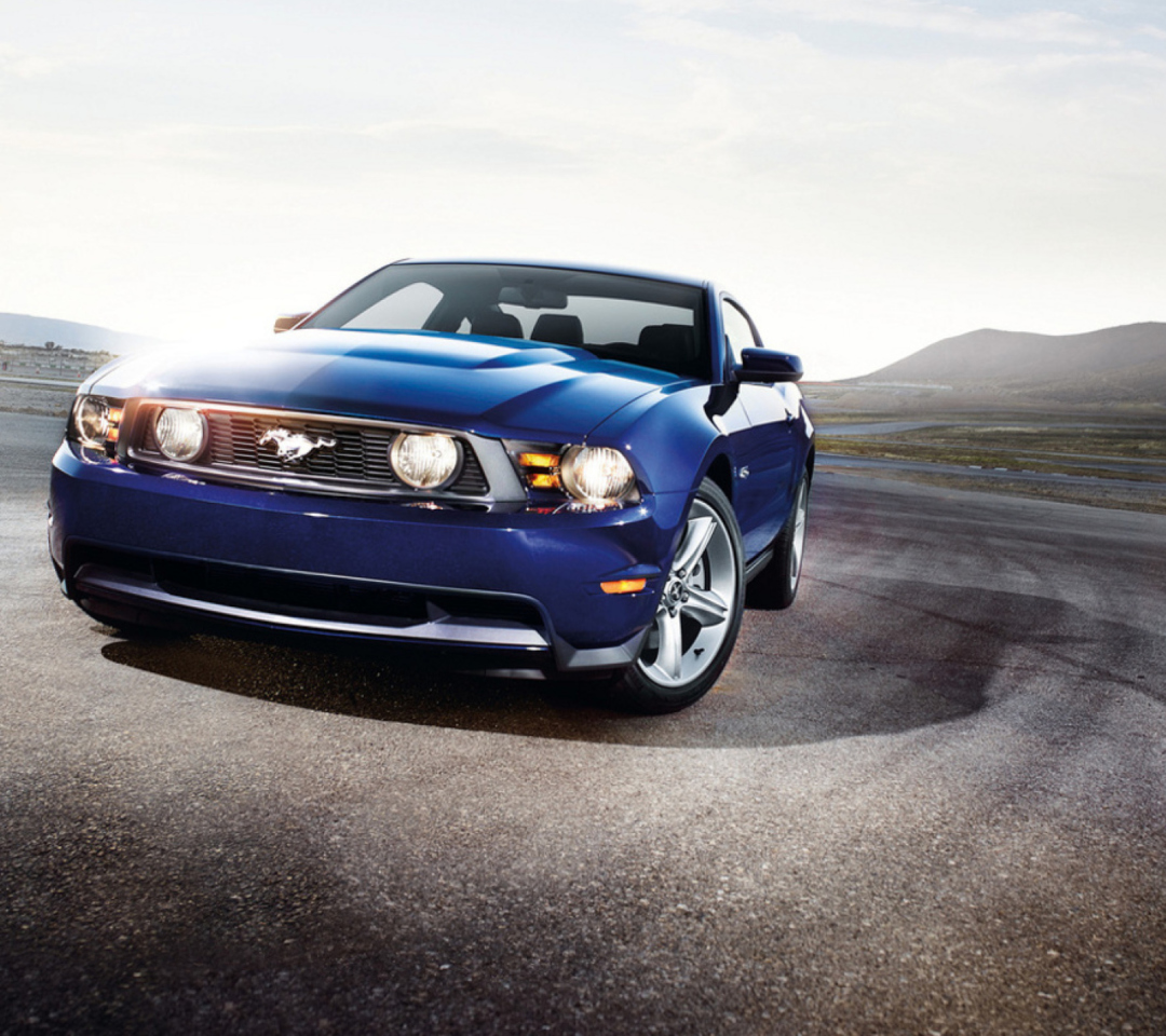 Обои Blue Ford Mustang 1080x960