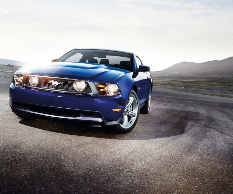 Fondo de pantalla Blue Ford Mustang 960x800