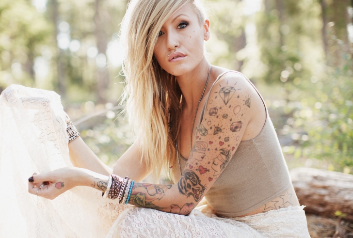 Blonde Model With Tattoes wallpaper