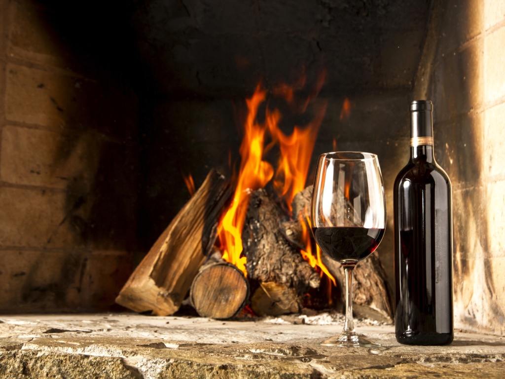 Wine and fireplace wallpaper 1024x768