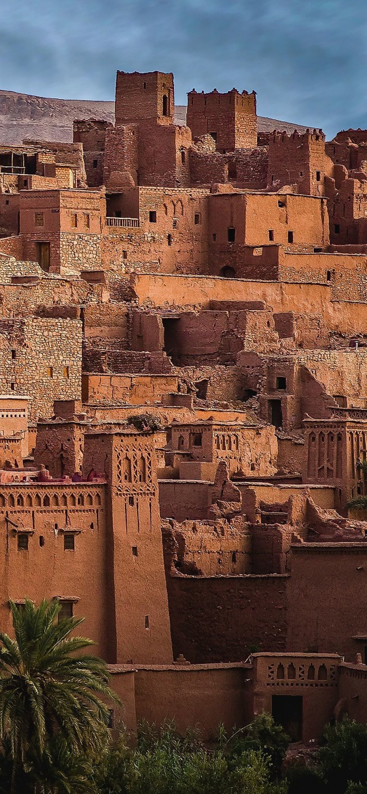 Das Morocco Castle Wallpaper 1170x2532