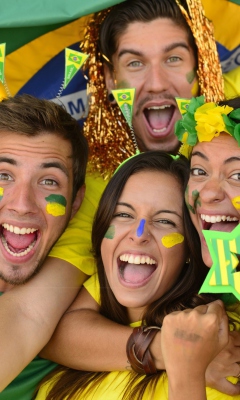 Das Brazil FIFA Football Fans Wallpaper 240x400
