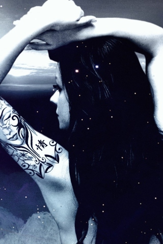 Das Girl With Black Tattoo Wallpaper 320x480