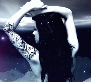 Kostenloses Girl With Black Tattoo Wallpaper für 2048x2048