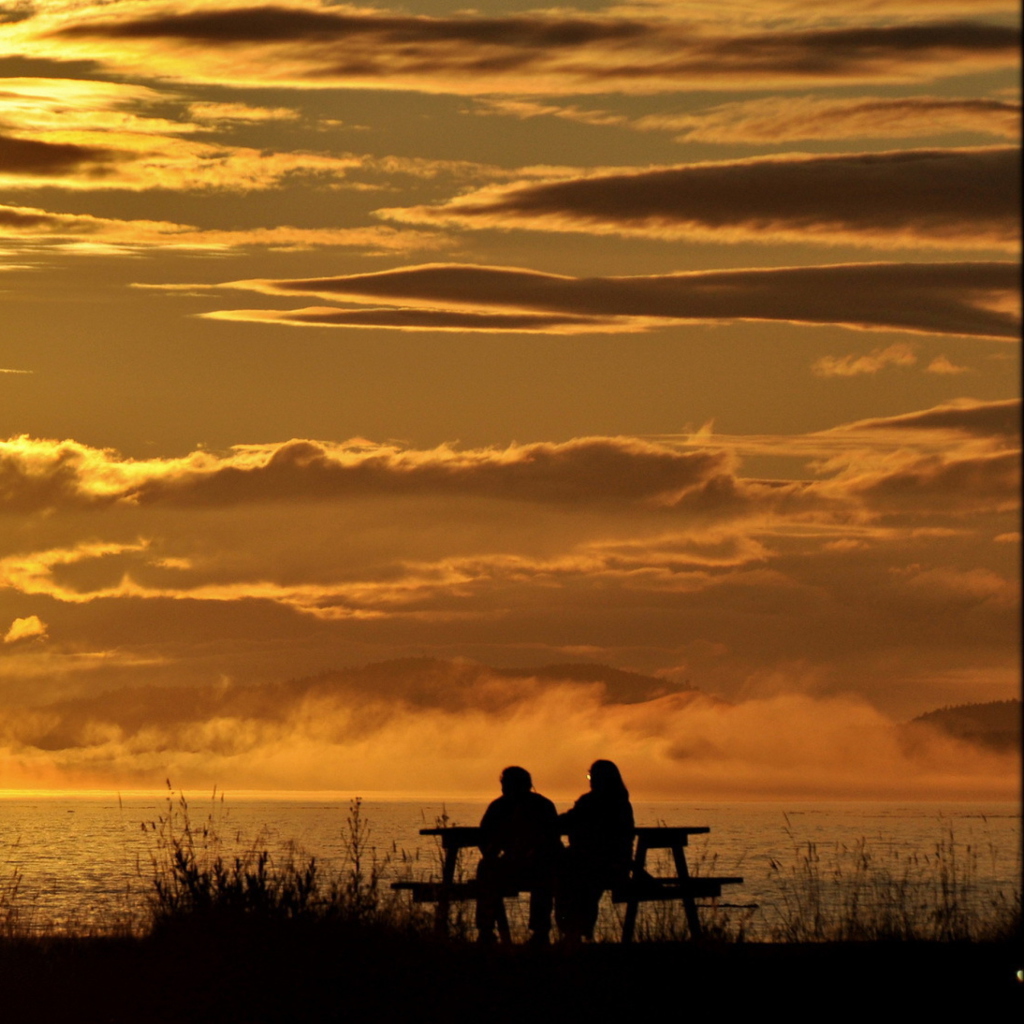 Fondo de pantalla Sunset For Couple 1024x1024