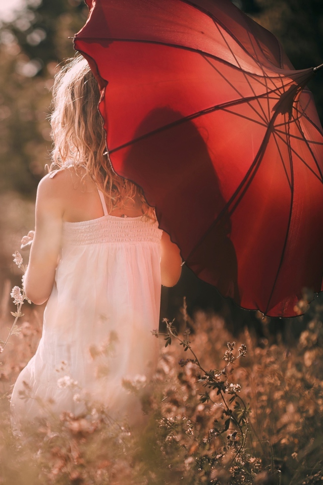 Das Girl With Red Umbrella Wallpaper 640x960