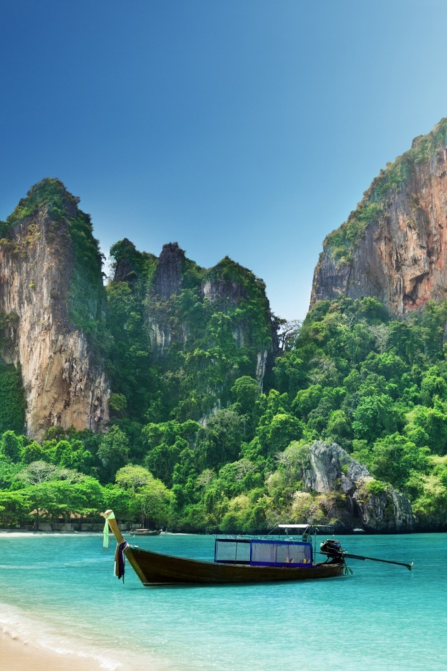 Das Boat And Rocks In Thailand Wallpaper 640x960