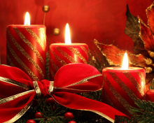 Red Candles And Ribbon wallpaper 220x176