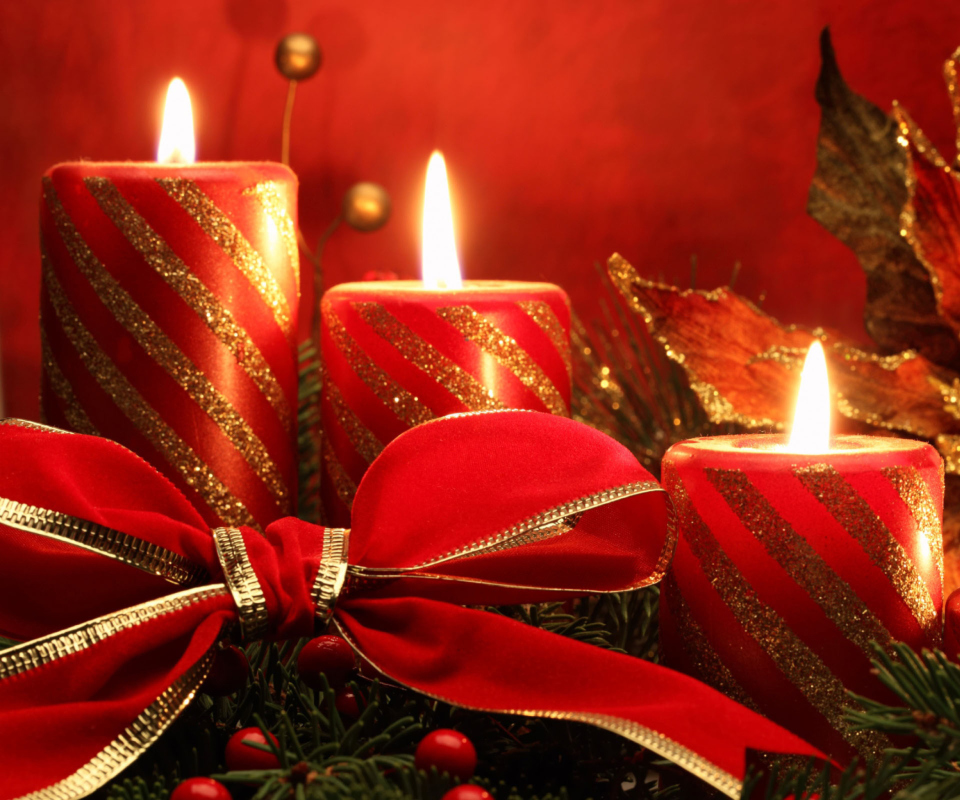 Red Candles And Ribbon wallpaper 960x800